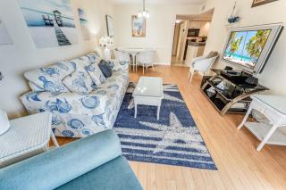 2 Bedroom Ocean Views, Pools, Sands, Ocean Annies! - 2