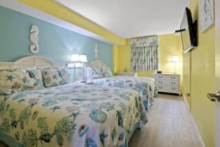 New Oceanfront Condo Direct Oceanfront at Baywatch - 4