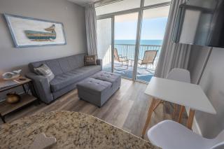 New High Floor, Direct Ocean View, King Bed,Pools! - 4