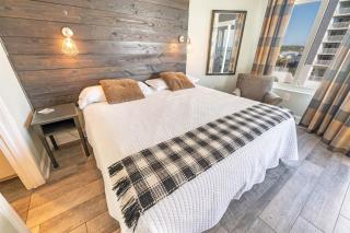 Beautiful Two-Bedroom Resort with Amazing Views! - 2
