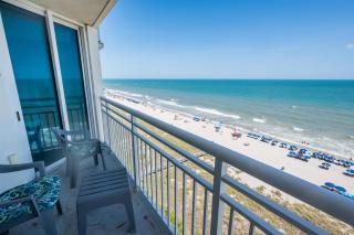 Beachfront condo w pool, hot tub & Kayak - 8
