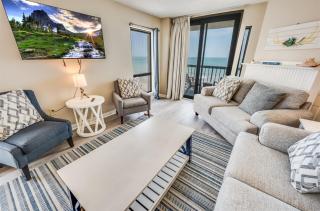 New -Direct Oceanfront 3BR2B, Private WaterPoint! - 2