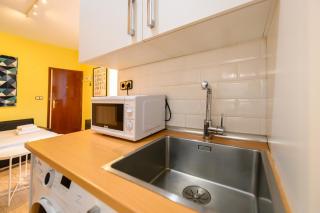 For You Rentals Encantadora vivienda TEMPORAL a pocos minutos del metro Lavapies ZUR3324 - 5