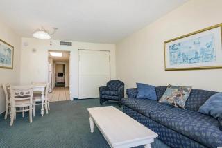 King 1 BR Bay Watch,Direct Ocean Front View,Pools! - 6