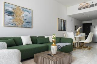 Luxury 3Br Apts with Private Pool in Gemz by Simply Comfort - 4