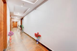 Hotel O Red Blue - 2