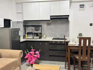 Modern Oasis Apartment 15th Floor City View Kilimani - Gatunga - 3
