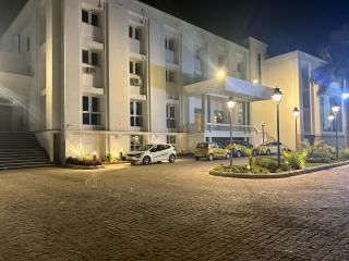 Hotel Yuvraj Dx - Pipra Dewās - 5