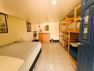 Hostal El Rio - 8