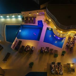 PhuketBNBdotcom, Studio PoolMountainveiws, Large Balcony - 1