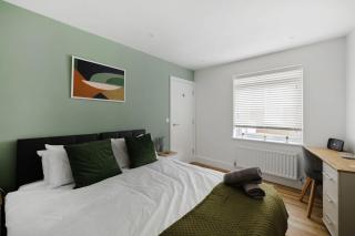Convenient and Modern 2 Bed Apartment in Saltash - 6