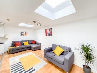 Stylish Camden Apartment C6 - 3