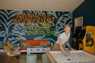 Sleeps 20 - Games - Basketball - Pool - Movie Room - 6