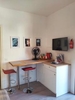 Chez Nous - 9