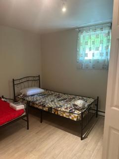 Chalet Route 125 Rawdon 2 Bedroom Apt - 3