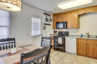 Cozy Family Home: 4 Mi to Downtown Aiken! - 9