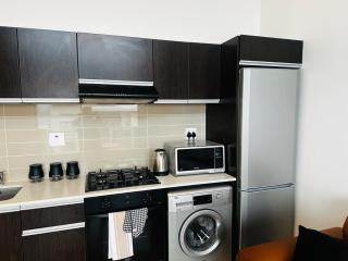 Modern Gem Near Monte Casino! - Sandton - 7