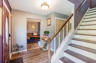 Wallkill 4BR Retreat Large Yard Pet Friendly - 6