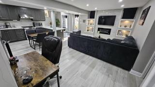 3 bdrm 3 bath bsmt Brampton Toronto, Sleeps 16 - 3