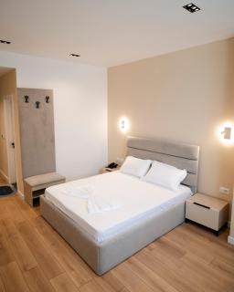 Leo Hotel - 6