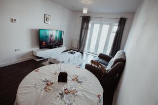 Modern two-bedroom flat fully equipped - 2