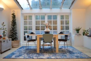 Deluxe Maisonette Oval, Sleeps 4, Garden & Hammock 2 bedrooms - Open for Business stays, Relocators, Long Stays, Contractors - Londra - 0
