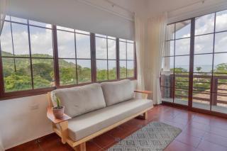 Las Golondrinas El Zonte, El Salvador - 9