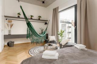 Luxury Oomph Apartments - 6