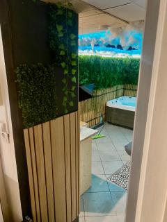 Appartement avec Jaccuzi & Jardin - 4