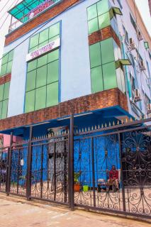 Crestviewers Hotel - 4