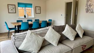Modern 4BR Family Home New Forest Pet Friendly - Lymington - 2