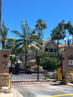 Bulloo Lagoon Oasis Luxury Resort - 1