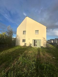 Grande maison familiale avec jardin, proche Paris & Orly - 0