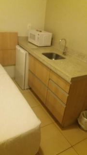 Gales Park Hotel - 8