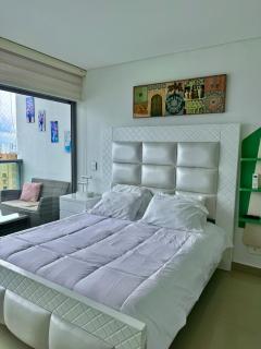 Apartamento en bocagrande con balcon y vista al mar - 4