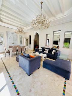 Magnifique Villa avec piscine à Marrakech - 0