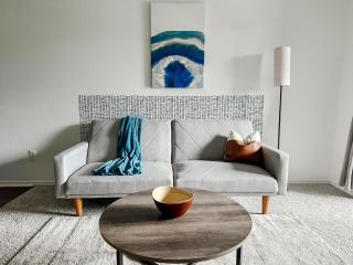 Sleepover 1BD 1BA Austin TX Apartments - 0