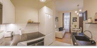 Cozy City-Center Apartment with Stylish and Modern Comforts - 6