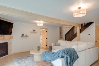 Dock and Spacious Yard Scenic Retreat on Post Lake - - 4