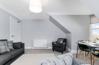 great home at good location - 6