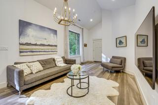 WFH-Friendly Gem with Creek 4 Mi to Sammamish Trail - Redmond - 6