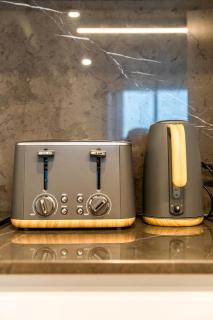 Stylish Decor 2BR South Brisbane Gym Pool Cine bo12510 - 1