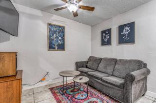 Cozy Central Hideaway in Midtown Memphis - 1