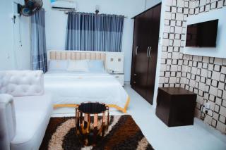 Le Patriotic Hotel - Aja - 3