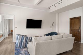 Sail Away at The Brent Lofts - 5