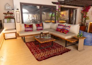 Luxury Rooftop Penthouse Sea View & Pools - 8