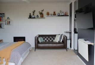 Barrique Studio with Sauna at Barrelled Wines Raglan - 2