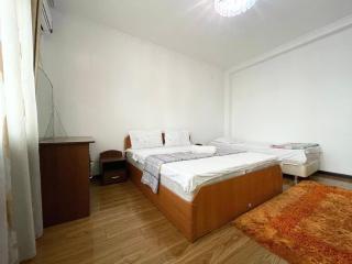 Central Cozy Apartment - 3