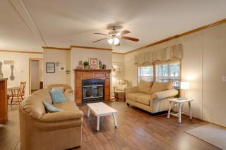 Greers Ferry Lake Access Cabin with Boat Slip! - 5