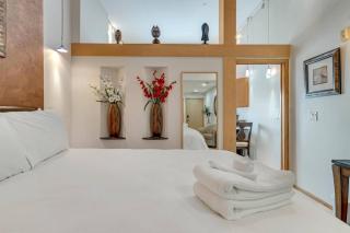 402 Oasis Cabana Condo | European Village - 2